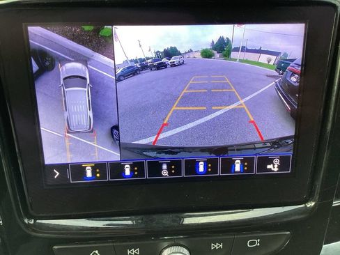 Used 2020 Chevrolet Traverse Premier w/ LPO, Floor Liner Package AWD/4WD image 20