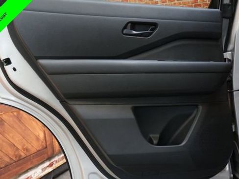 Certified 2024 Nissan Pathfinder S image 41