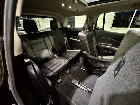 Used 2017 GMC Acadia Denali w/ Technology Package image 15