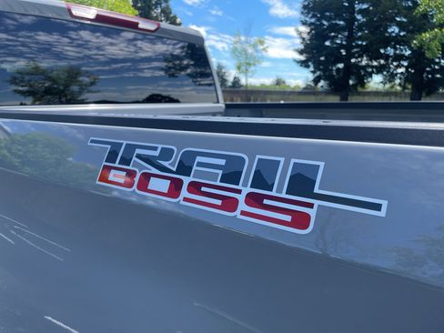 Used 2024 Chevrolet Silverado 1500 Custom Trail Boss w/ Turbomax Blackout Package AWD/4WD image 12