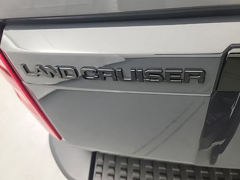 Used 2024 Toyota Land Cruiser w/ Premium Package image 12