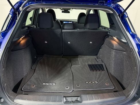 Certified 2025 Nissan Kicks SV AWD/4WD image 32