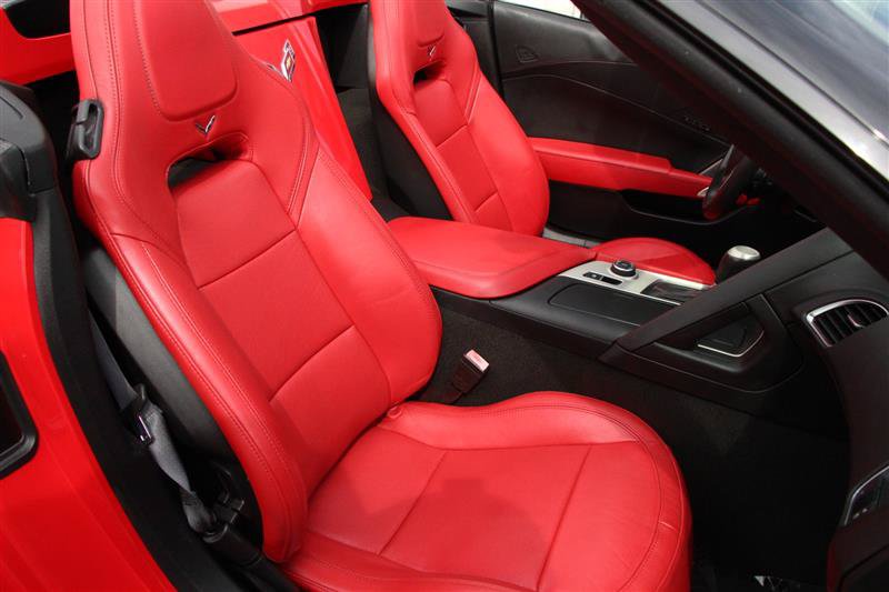Used 2014 Chevrolet Corvette Stingray Convertible w/ 2LT Preferred Equipment Group RWD image 39
