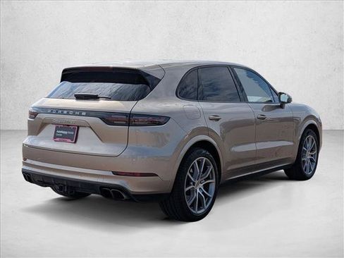 Used 2019 Porsche Cayenne Turbo AWD/4WD image 5