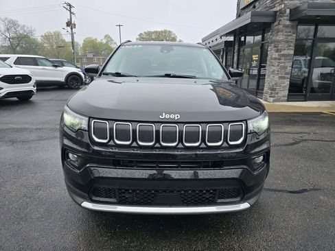 Used 2022 Jeep Compass Limited image 2