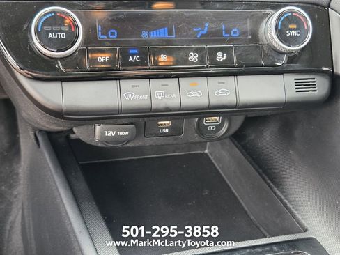Used 2023 Hyundai Elantra SEL FWD image 19