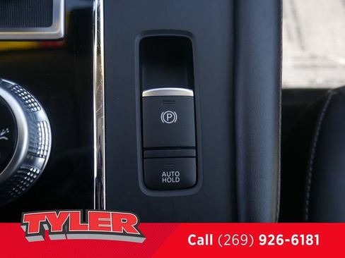 Used 2024 Mitsubishi Outlander SE AWD/4WD image 34