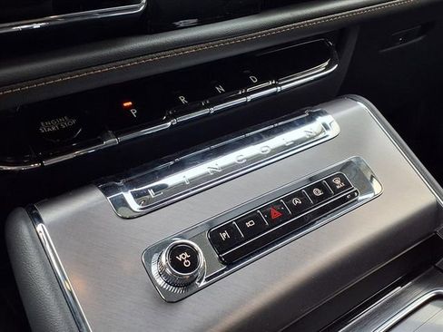 New 2026 Lincoln Aviator 2WD image 15