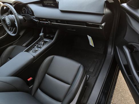 New 2026 MAZDA MAZDA3 2.5 S Sedan w/ Preferred Pkg FWD image 6