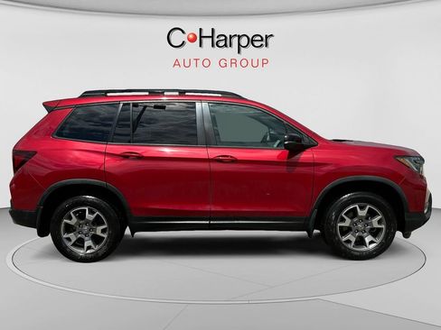 Used 2022 Honda Passport TrailSport image 2