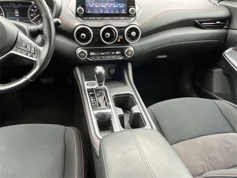 Used 2022 Nissan Sentra SR w/ Lighting Package image 15