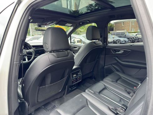 Used 2022 Audi Q7 3.0T Premium Plus w/ Premium Plus Package AWD/4WD image 31