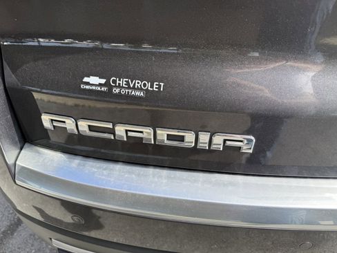 Used 2016 GMC Acadia SLE AWD/4WD image 9