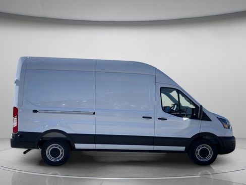 New 2026 Ford Transit 250 148 High Roof image 2