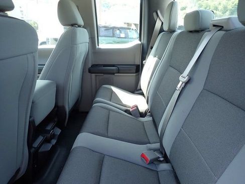 Used 2019 Ford F150 XL w/ Equipment Group 101A Mid AWD/4WD image 12