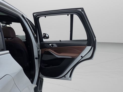 Used 2019 BMW X5 xDrive40i image 24