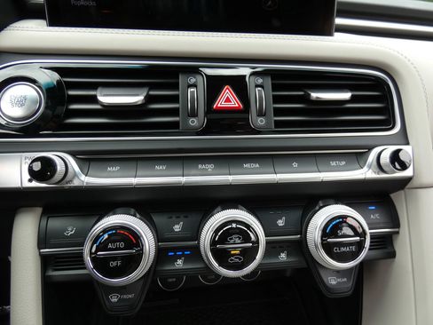 Used 2023 Genesis G70 2.0T w/ Sport Prestige Package image 56