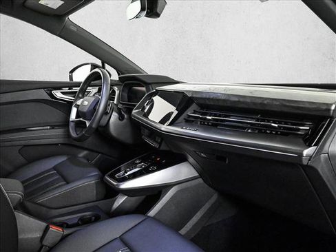 Certified 2023 Audi Q4 e-tron Premium Plus w/ Premium Plus image 23