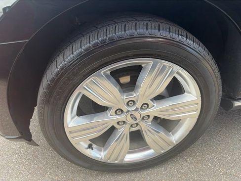 Used 2023 Ford Expedition Max Platinum RWD image 23