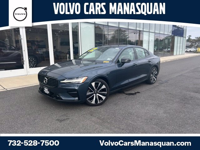 Used 2022 Volvo S60 B5 Momentum w/ Climate Package FWD image 1