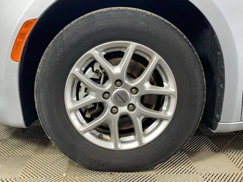 Used 2023 Chrysler Voyager LX FWD image 37