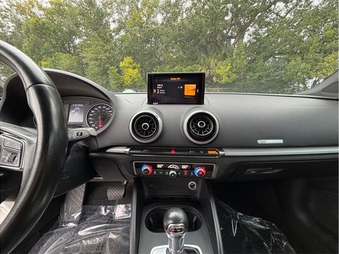 Used 2017 Audi A3 2.0T Premium image 11