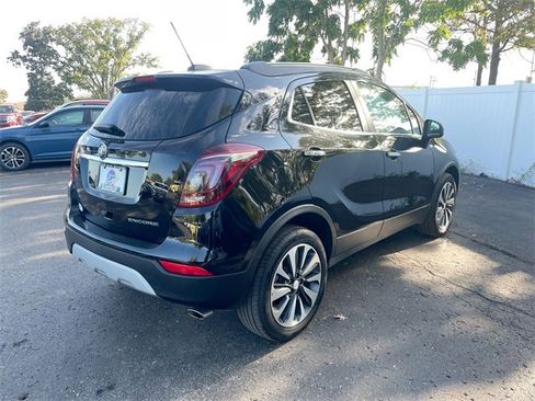 Used 2021 Buick Encore Preferred image 29