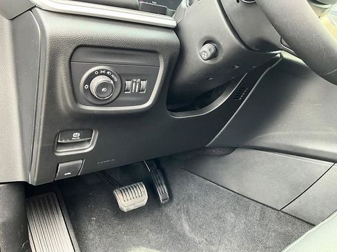 New 2026 Jeep Grand Cherokee Limited AWD/4WD image 17