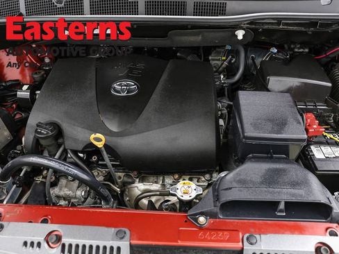 Used 2019 Toyota Sienna XLE FWD image 7