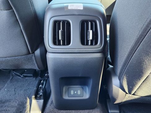 New 2025 Hyundai Tucson SEL image 18