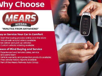 New 2026 Nissan Kicks SR w/ Cold Weather Package