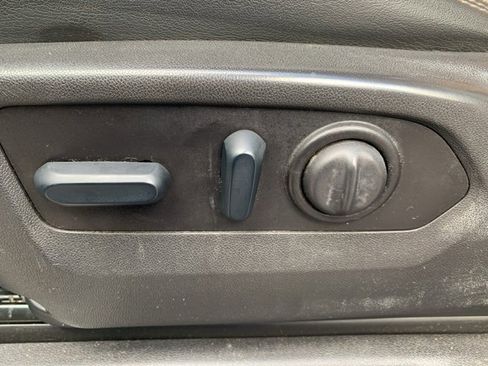 Used 2023 Chevrolet Silverado 2500 High Country w/ Z71 Off-Road Package image 13