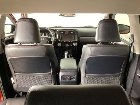 Used 2021 Toyota 4Runner TRD Off-Road Premium w/ Moonroof Package AWD/4WD image 23