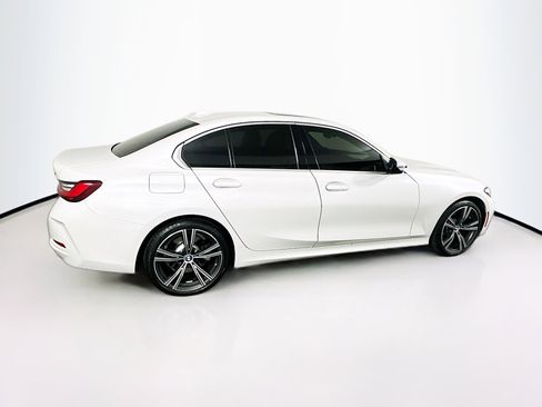 Used 2024 BMW 330i Sedan w/ Premium Package image 10