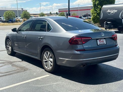 Used 2018 Volkswagen Passat 2.0T SE FWD image 73