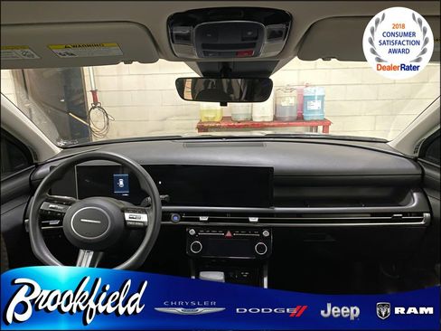 Used 2025 Hyundai Tucson SEL AWD/4WD image 14