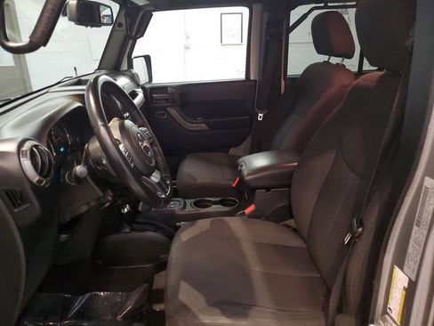 Used 2018 Jeep Wrangler Unlimited Sport S image 11