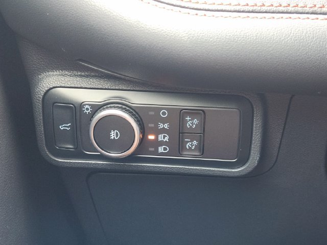 Used 2025 Ford Explorer ST-Line w/ Premium Package RWD image 23