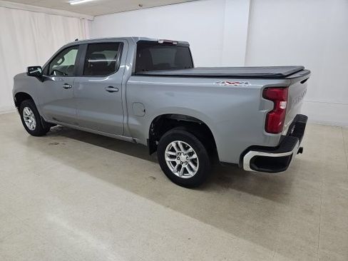 Used 2023 Chevrolet Silverado 1500 LT AWD/4WD image 18