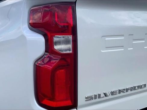 Used 2024 Chevrolet Silverado 2500 High Country w/ High Country Premium Package image 28