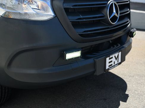 Used 2019 Mercedes-Benz Sprinter 170 image 14
