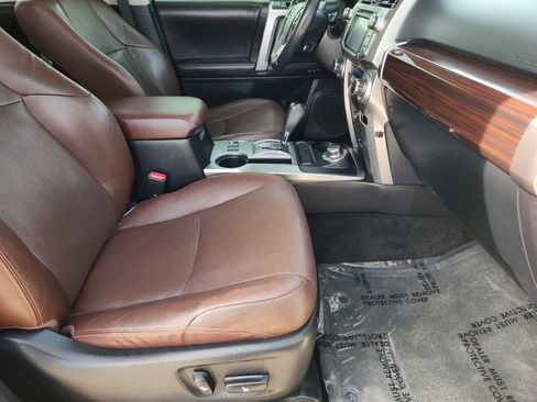 Used 2016 Toyota 4Runner Limited AWD/4WD image 15