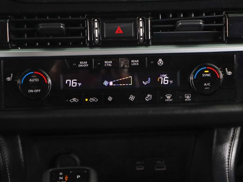 Used 2022 Nissan Pathfinder SL image 20