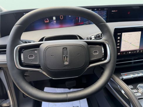 New 2026 Lincoln Nautilus Reserve w/ Jet Appearance Package AWD/4WD image 19