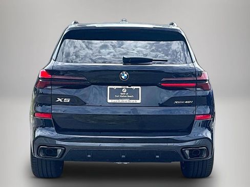 New 2026 BMW X5 xDrive40i w/ M Sport Package AWD/4WD image 3