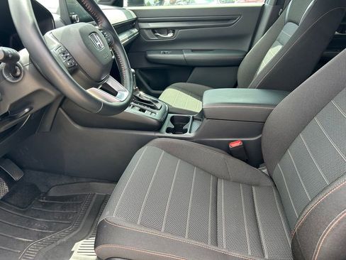 Used 2025 Honda CR-V Sport image 11
