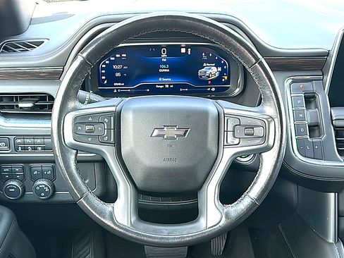 Used 2023 Chevrolet Tahoe Z71 w/ Luxury Package AWD/4WD image 30