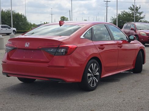 Used 2024 Honda Civic EX image 25