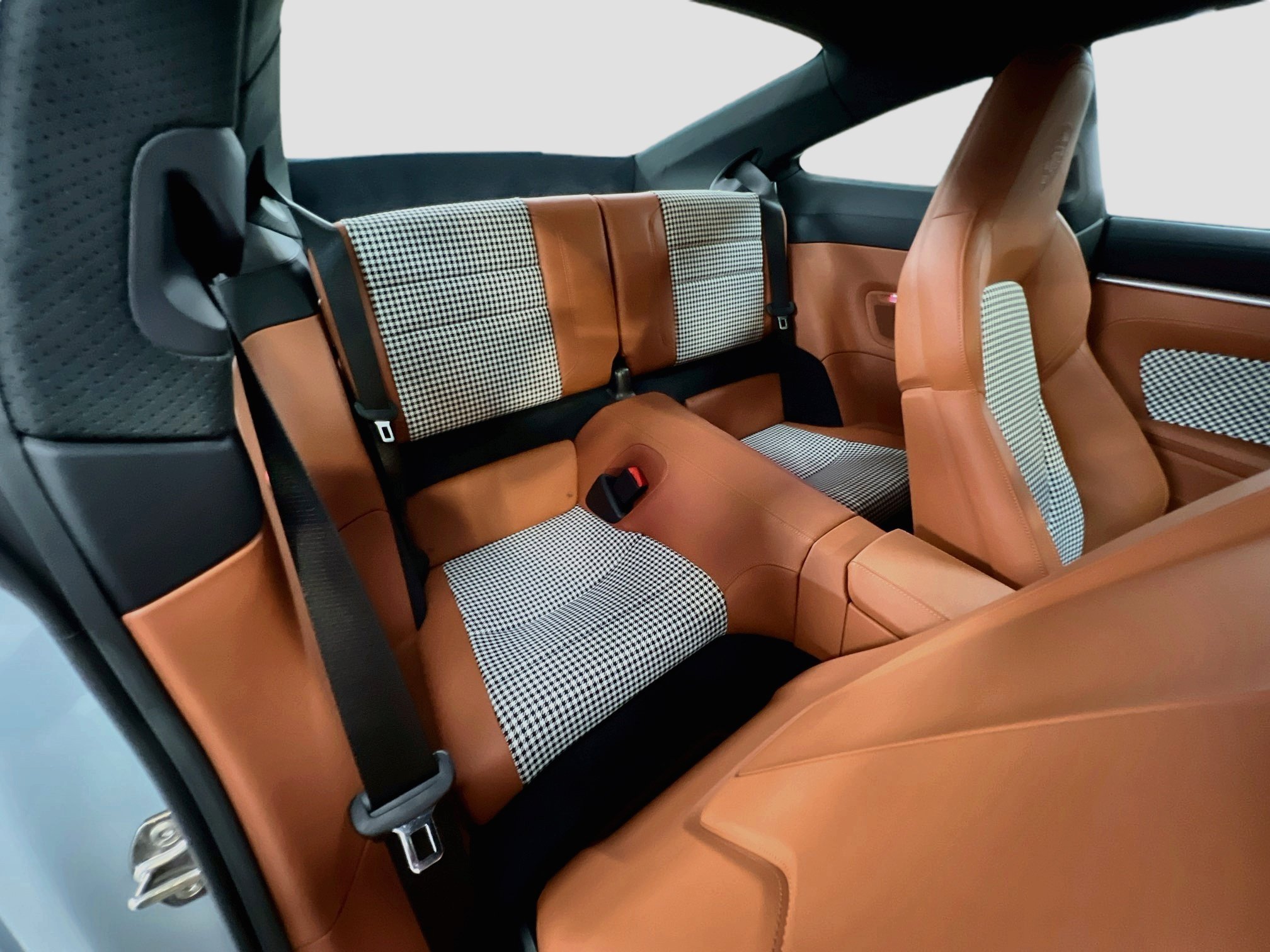Certified 2023 Porsche 911 Sport Classic RWD image 27