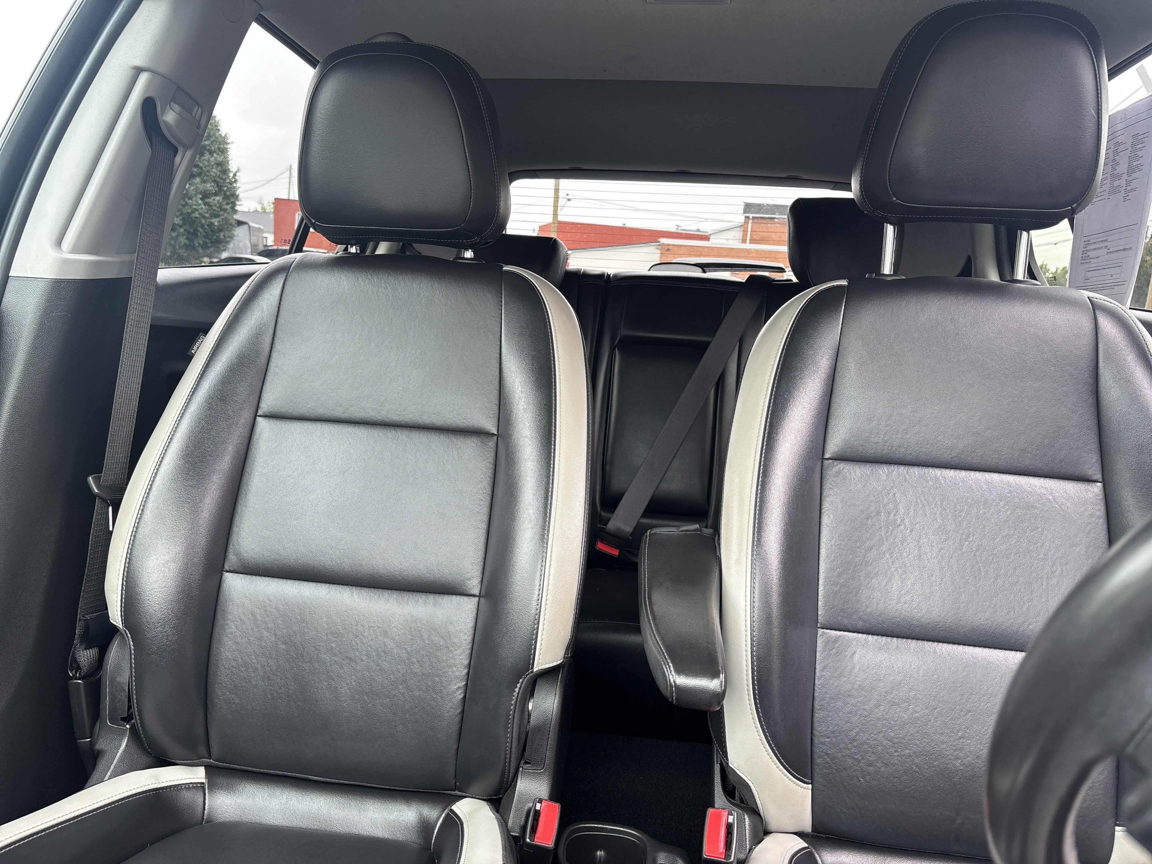 Used 2019 Chevrolet Trax Premier w/ Midnight Edition AWD/4WD image 10